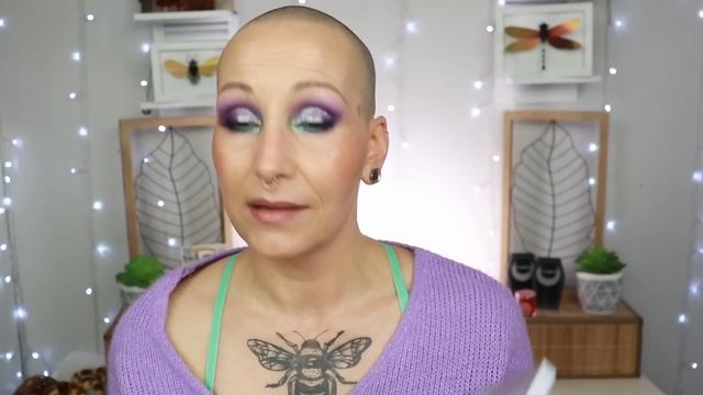 THE MOST UNIQUE EYESHADOW PALETTES I OWN! смотреть онлайн