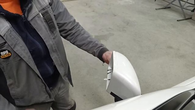 Как разобрать зеркало заднего вида Mercedes-Benz ML смотреть онлайн