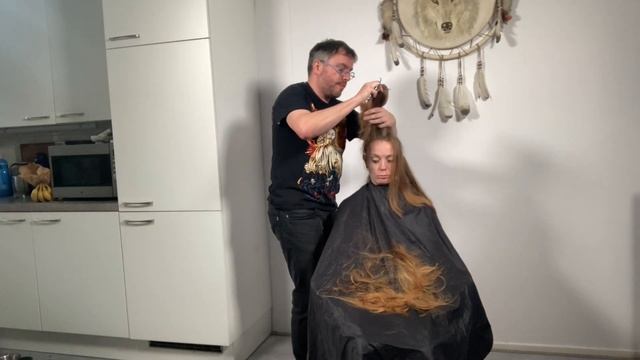 Just a trim or a big chop?! Very long hair cut into a long layered haircut смотреть онлайн