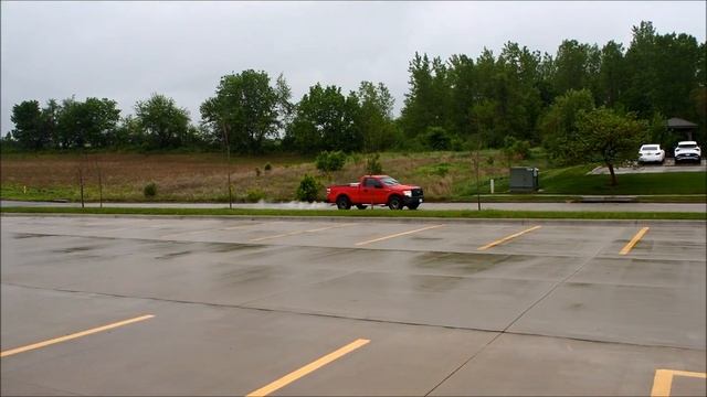 Lot 4: 2009 Ford F-150 Single Cab Pickup Truck, VIN # 1FTRF12W99KC95761, 112760 Miles Showing смотреть онлайн