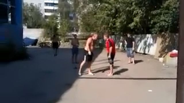 БЕСПРЕДЕЛ ДПС И РАБОТНИКОВ АВТОСТОЯНКИ В САРАТОВЕ 2012 смотреть онлайн