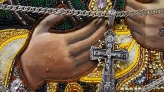 На православной выставке в Альметьевске замироточила икона смотреть онлайн
