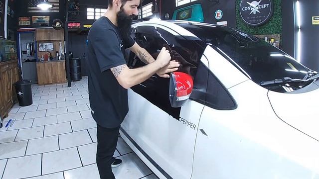 ENVELOPAMENTO VW FOX: Teto, Para-choque e Película nos Vidros (Passo a passo) смотреть онлайн