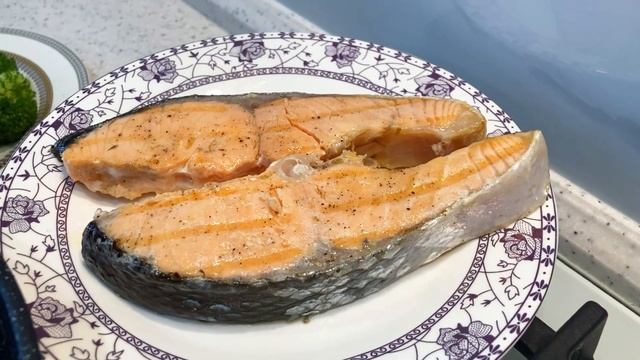 СЁМГА В СЛИВОЧНОМ СОУСЕ. смотреть онлайн