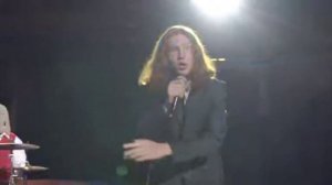 новый клип ШГШ называется: Я Дерзкий.