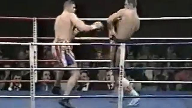 Виталий Кличко vs Трой Робертс смотреть онлайн