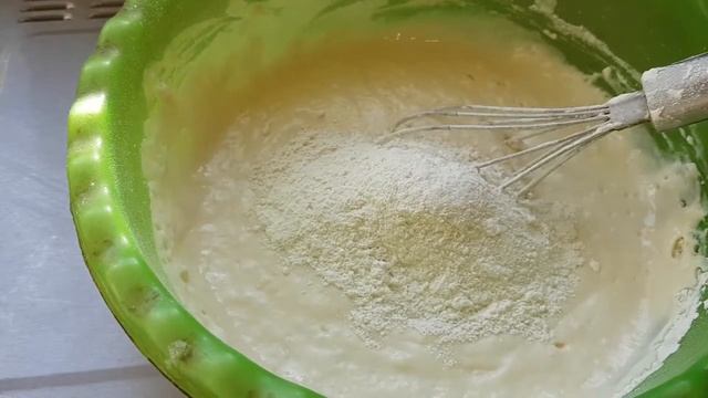 Пышные Оладьи  Без дрожжей ! ОЛАДУШКИ как готовили наши БАБУШКИ ! Просто и Вкусно ! На кефире !