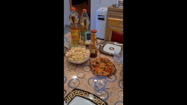 День рождения - грустный праздник / Wir feiern Geburtstag. смотреть онлайн