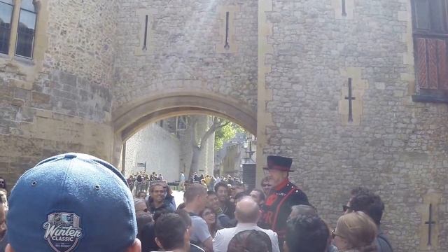 Billy Beefeater London Tower Tour Bloody Tower смотреть онлайн