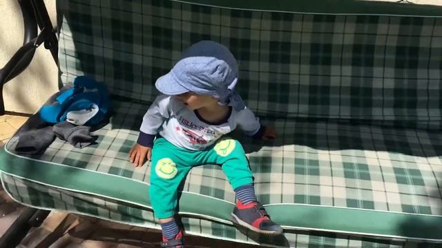 Хорошо на даче летом. Игры на улице и прогулка с собакой/ Summer/ Playing/ My dog смотреть онлайн