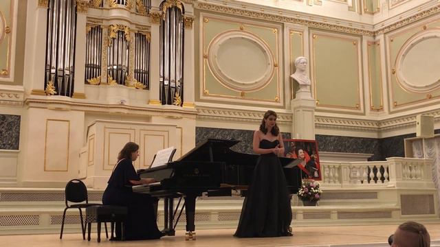 Евгения Семирозум «Ариозо Воина» из кантаты «Москва» смотреть онлайн