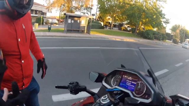 HONDA CB 125F - ΔΟΚΙΜΗ смотреть онлайн