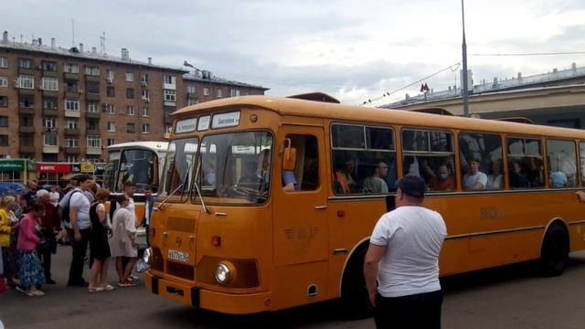 ЛИАЗ 677 смотреть онлайн