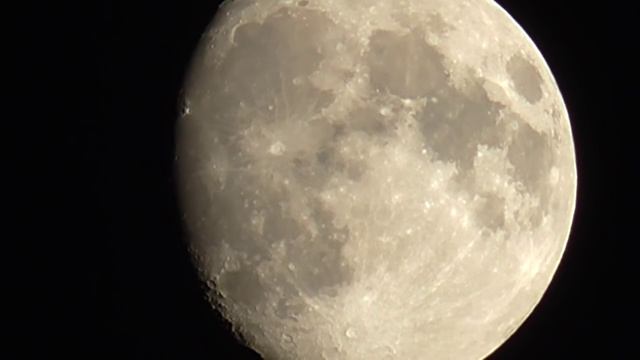 Moon from Poland (Panasonic HC-V160) смотреть онлайн