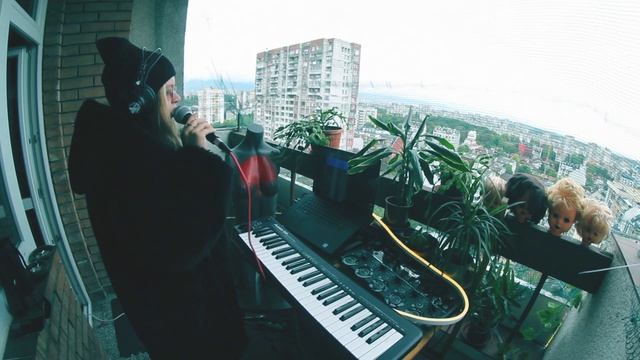 [СЕШ] на балкона - киора смотреть онлайн