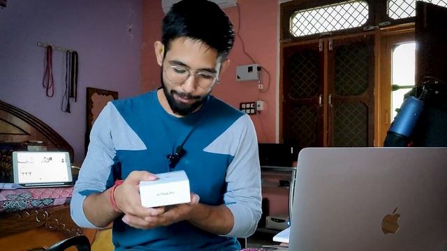 Free Airpods + Macbook Pro M2 13 inch | Apple free Airpods Offer ? смотреть онлайн