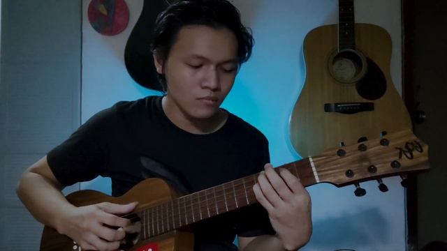 AT MY WORST - PINK SWEATS ( Fingerstyle Guitalele смотреть онлайн