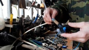 Как слить бензин из бензобака авто