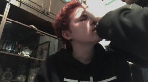 прокалываем бровь в домашних условиях (много мата и крови)