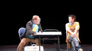 номер "Экзамен" на сцене театра "Лицедеи"