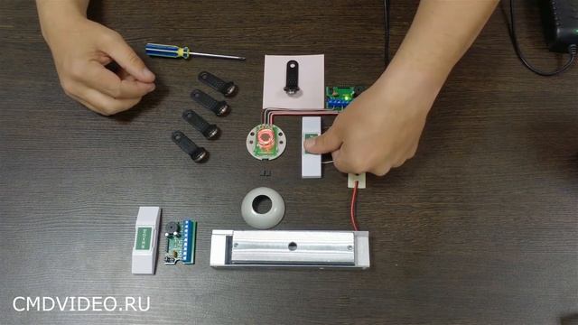 Настройка контроллера CMD-DS-C01 с Touch Memory смотреть онлайн