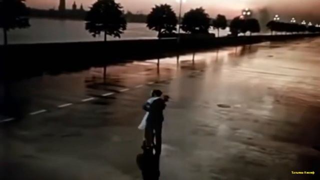 Вальс,вальс,вальс -Авторская песня для друзей смотреть онлайн