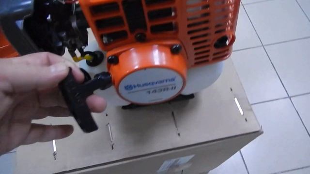 Бензотриммер Husqvarna 143R-II смотреть онлайн