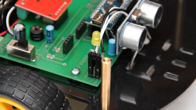 Small wheel robot (antbot). Малый колесный робот-дрон. смотреть онлайн