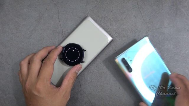 Samsung Galaxy Active 2 LTE (44mm) | Aluminium version смотреть онлайн