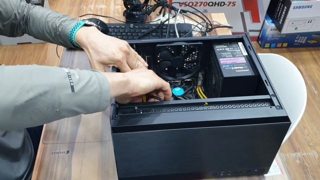 AMD 라이젠7 4750G 컴퓨터 음료수를 쏟았는데 수리비 70만원 들어간대요 - 시골촌동네가게 평택 바로컴퓨터 Vlog 일상 смотреть онлайн