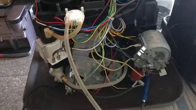 Как устроена современная кофемашина. Saeco vienna в разрезе. смотреть онлайн