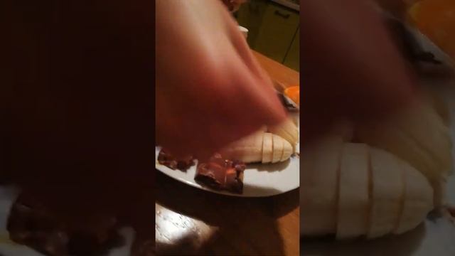 Как правильно открыть шоколадку!)))))) смотреть онлайн