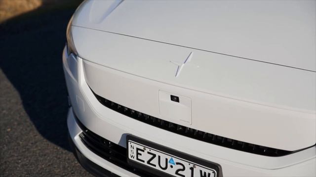 2024 Polestar 2 DM 350kW Snow White Exterior Design смотреть онлайн