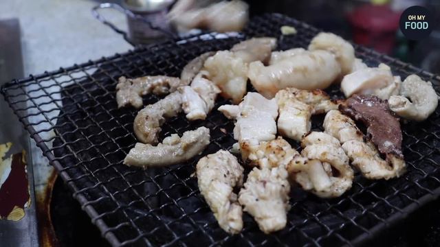 거미줄처럼 연결된 곱창 세계관?! 72년 전통 300개 노포 양곱창 골목 / Korean street food смотреть онлайн