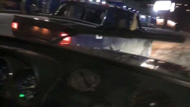 Парный зимний дрифт! БОЕВАЯ КЛАССИКА Раздаёт боком смотреть онлайн