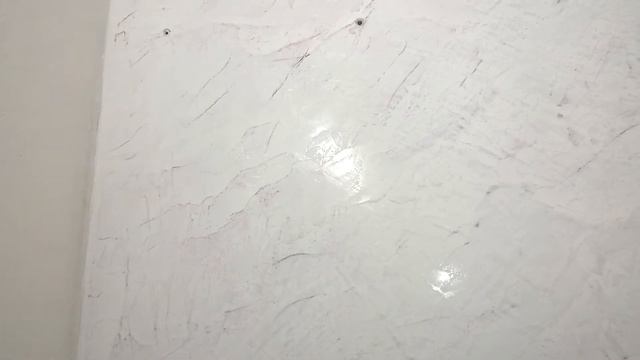 Венецианская штукатурка в ванной комнате и на потолке от КУТЕРЬЕРЪ. смотреть онлайн