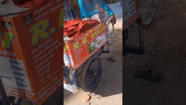 Electric Cycle Rickshaw for Kulfi (Icecream) business. смотреть онлайн