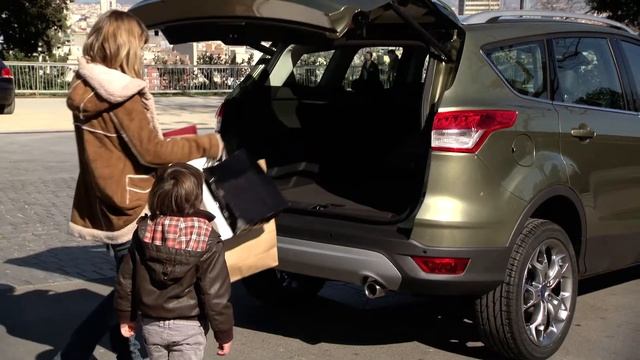 2013 Ford Kuga tailgate смотреть онлайн