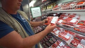 Дмитрий Шилов ходит по магазинам в США