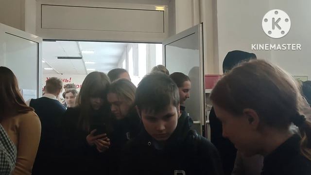 1479. ВЧЕРА ПЕЛА, СЕГОДНЯ ПРОДАЮ.... смотреть онлайн