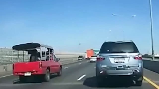 Метеорит упал в центре Бангкока.Таиланд смотреть онлайн