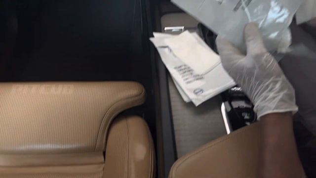 Volvo car’s Leather Care installation смотреть онлайн
