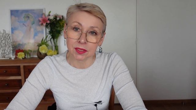 Разногласия С Мужем Разочарование Делаю Себе Подарки Коллеги Вогнали в Краску смотреть онлайн