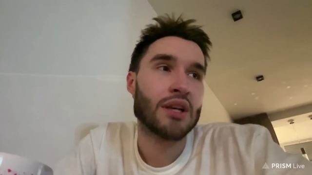 ДОМА У ДАНИЛЫ ГОРИЛЛЫ / КОРЕШ ПОКАЗАЛ КАК ЖИВЕТ ГОРИЛЛЫЧ смотреть онлайн