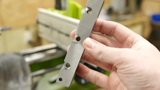 САМЫЙ ДОСТУПНЫЙ ТОКАРНЫЙ СТАНОК Апгрейд (Клинья) смотреть онлайн