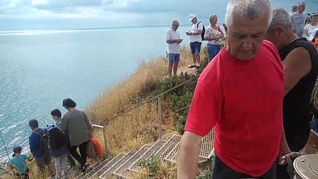 Анапа 25 июня открытие лестницы 300 ступенек народ собрался на праздник смотреть онлайн