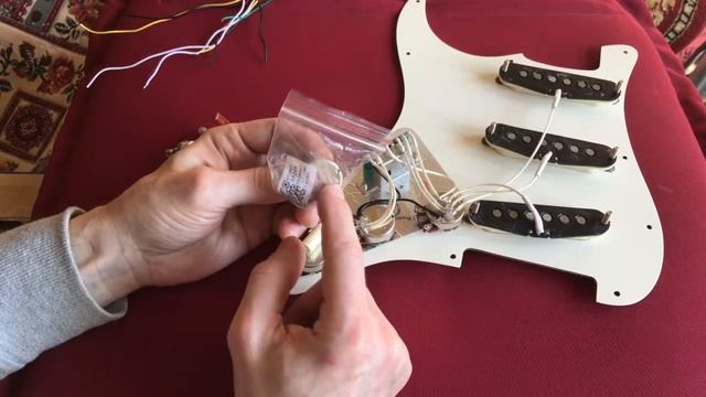экранируем Stratocaster смотреть онлайн