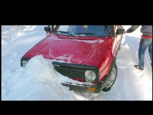 Жесть !!! Андрюху учим ездить на Машине / Съехал в кювет