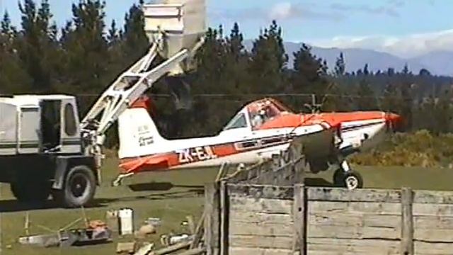 CHEVIOT AG AIR. Cessna Agwagon ZK-EJL topdressing nw of Cheviot NZ. смотреть онлайн