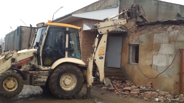 JCB аренда в Ростове Гидромолот смотреть онлайн
